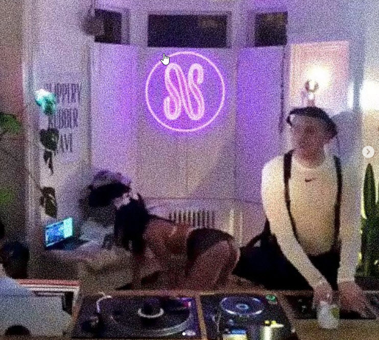 Inside the virtual sex parties and orgies heating up lockdown